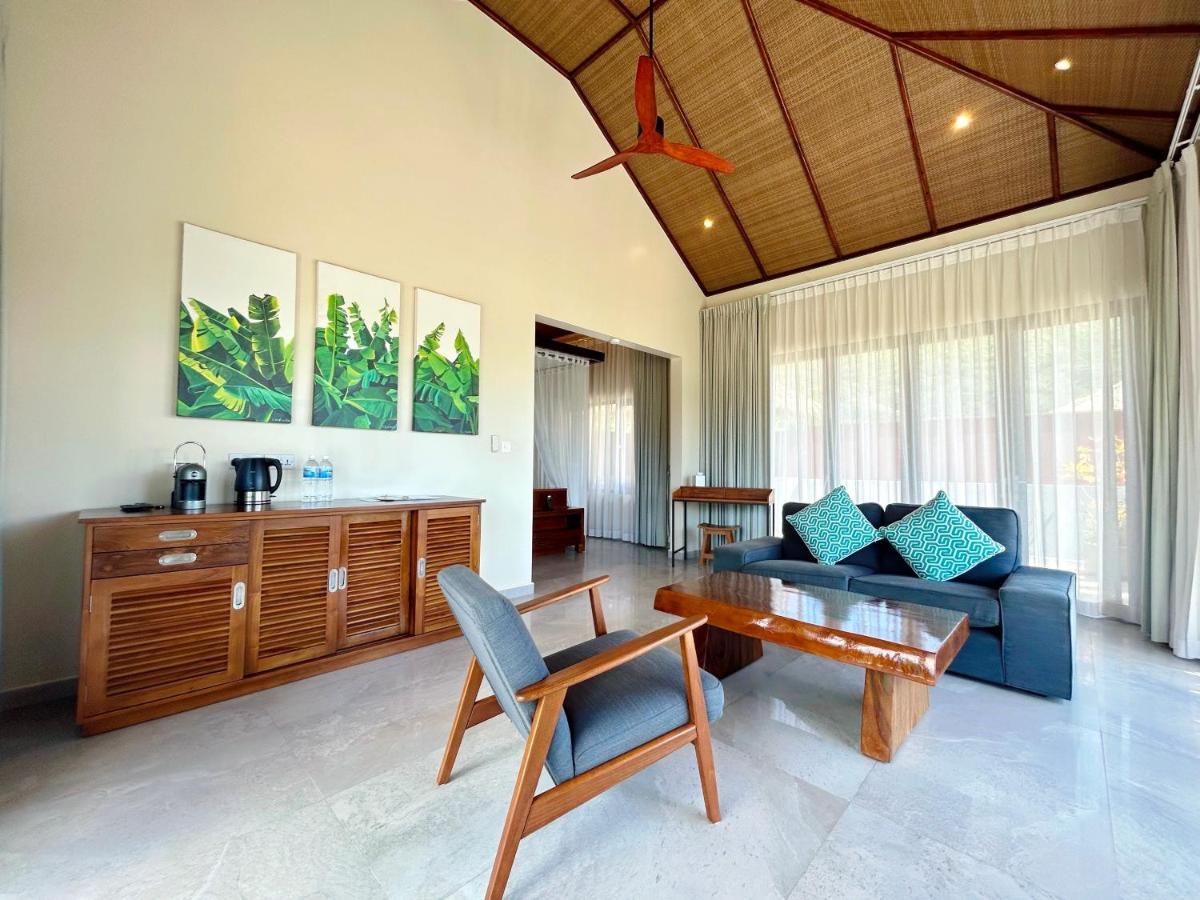 Blue Lagoon Baie Lazare  Ngoại thất bức ảnh